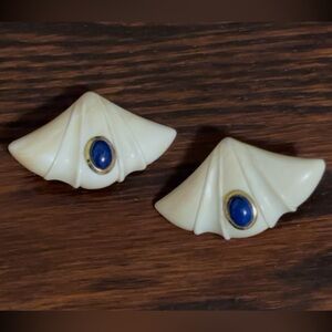 Vintage Cream and Blue Clip-On Earrings